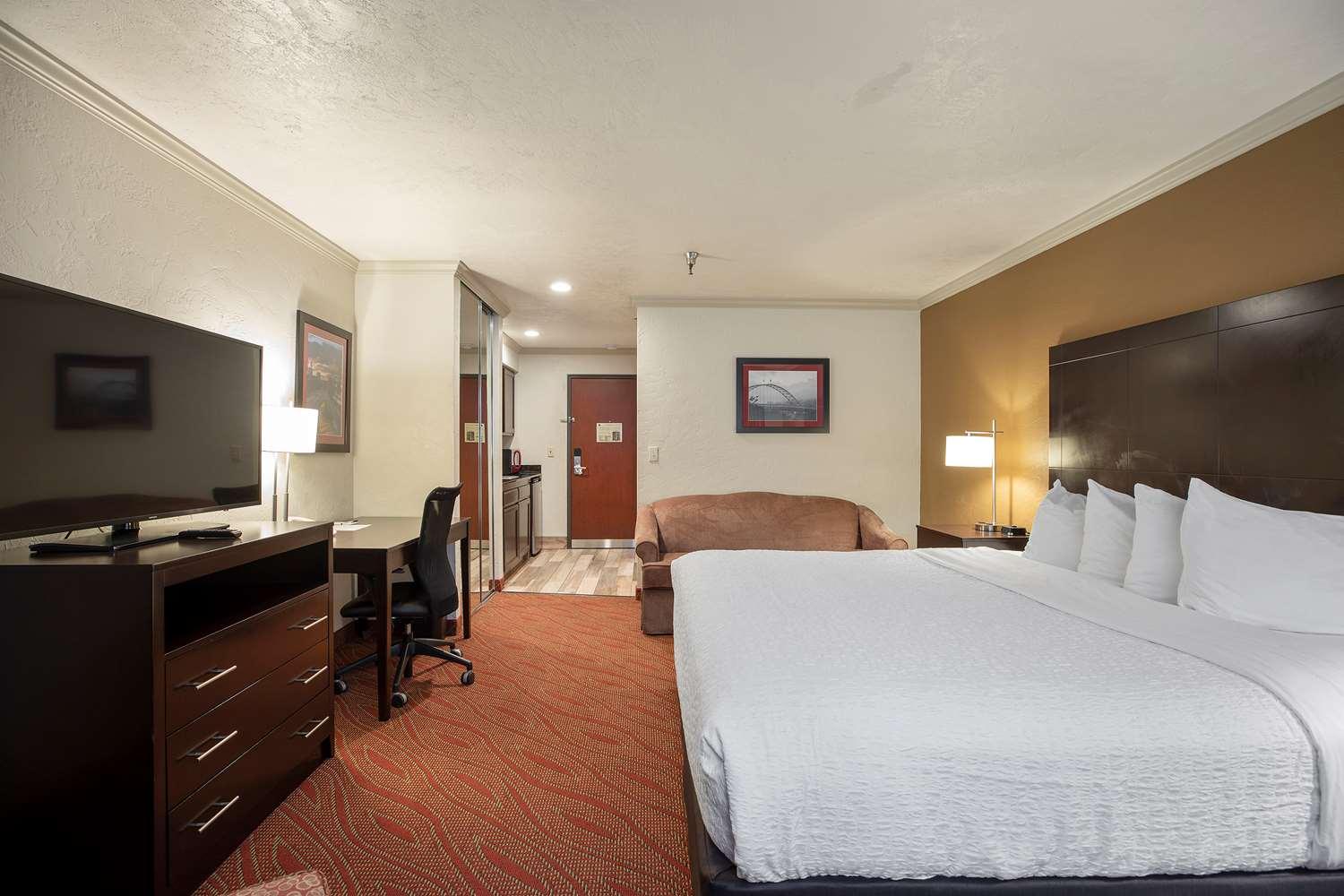 Best Western Plus Parkway Inn Wilsonville  Kültér fotó
