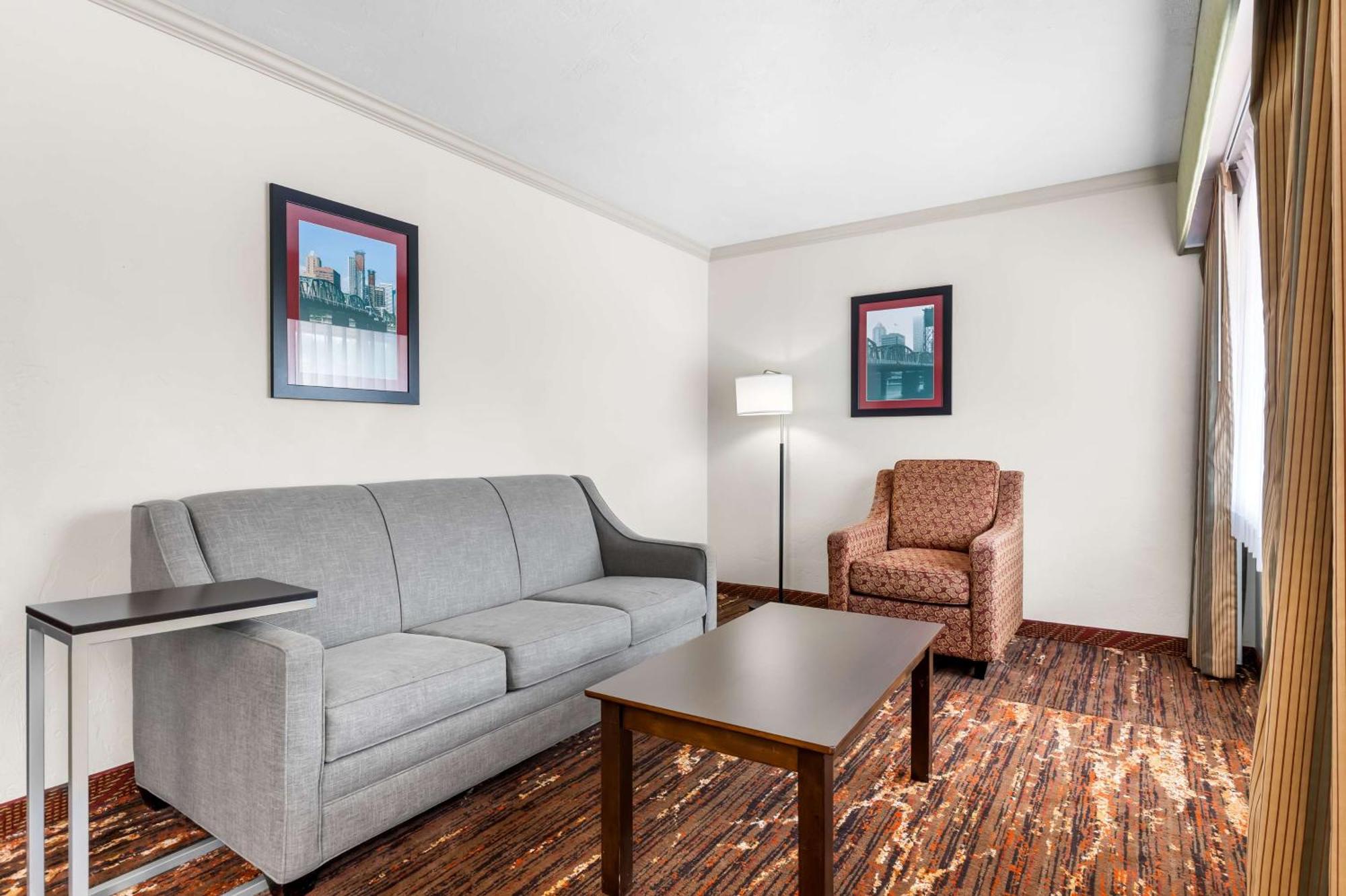 Best Western Plus Parkway Inn Wilsonville  Kültér fotó